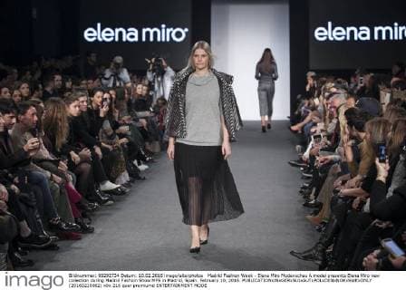 Madrid Fashion Week - Elena Miro Modenschau A model presents Elena Miro new collection during Madrid Fashion Show MFS in Madrid, Spain. February 10, 2016.  (20160210062)