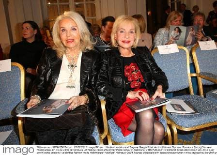 Monika Landsky und Dagmar Berghoff bei der Liz Malraux Summer Romance Spring Summer Modenschau am 11.02.2016 in Hamburg Liz Malraux Spring Summer Modenschau in Hamburg, 2016 