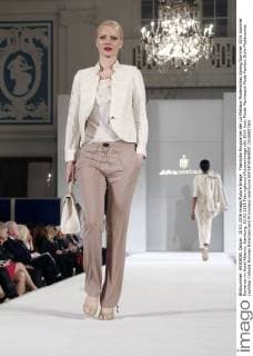 Franziska Knuppe bei der Liz Malraux Modenschau Spring Summer 2016 Summer Romance im Hotel Atlantic. Hamburg, 10.02.2016 Foto:xgbrcix xFuturexImage