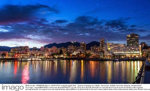 Sonnenuntergang am Hafen, Vancouver, British Columbia, Kanada, Nordamerika Copyright: imageBROKER/KimxPetersen ibxkip04309227.jpg