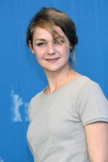 Luise Heyer during the Auf einmal All of a Sudden photocall at the 66th Berlin International Film Festival Berlinale 2016 on February 12, 2016 in Berlin, Germany. Foto:xC.xNiehausx xFuturexImage