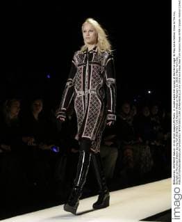 A model walks the runway at the Herve Leger By Max Azria Fashion Show at The Arc, Skylight at Moynihan Station during Fall 2016 New York Fashion Week on February 13, 2016 in New York City.  NYP20160213109 JOHNxANGELILLO