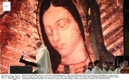 Pope Francis celebrates a mass at the Basilica of Guadalupe, in Mexico City, Mexico, 13 February 2016. Pope Francis in Mexico !ACHTUNG: NUR REDAKTIONELLE NUTZUNG!  MEX50 20160214-635910150772884911