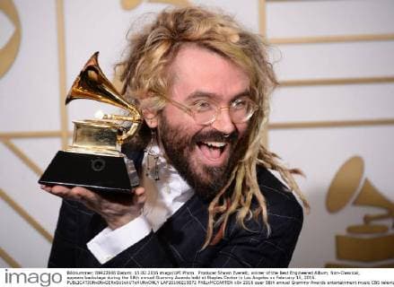 Producer Shawn Everett, winner of the Best Engineered Album, Non-Classical, appears backstage during the 58th annual Grammy Awards held at Staples Center in Los Angeles on February 15, 2016.  LAP20160215872 PHILxMCCARTEN
