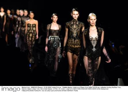 Models display creations of Reem Acra 2016 Fall Winter collection during the New York Fashion Week in New York, the United States, on Feb. 15, 2016. ) (djj) U.S.-NEW YORK-FASHION WEEK-REEM ACRA WangxXijia 