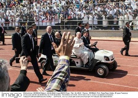 Feb. 16, 2016 - Mexico - MORELIA, Mich. Pope Papa-Visita.- El papa Francisco arriba este martes 16 de febrero de 2016 al estadio Venustiano Carranza , en el marco de su visita a la capital michoacana.  - ZUMAu78_