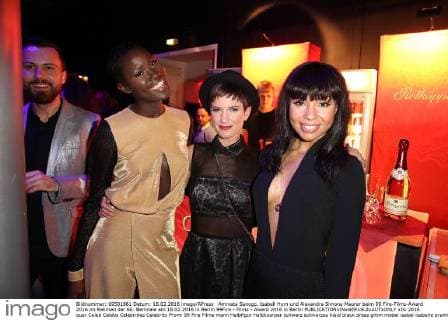 Aminata Sanogo, Isabell Horn und Alexandra Simone Maurer beim 99 Fire-Films-Award 2016 im Rahmen der 66. Berlinale am 18.02.2016 in Berlin 99Fire - Films - Award 2016 in Berlin 