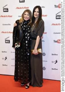 Ursula Karven und Bettina Zimmermann beim 99Fire-Films-Award 2016 im Rahmen der Berlinale 2016 66. Internationale Filmfestspiele Berlin im Admiralspalast. Berlin, 18.02.2016 Foto:xFredericx xFuturexImage