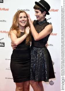 Sarah Tkotsch und Isabell Horn beim 99Fire-Films-Award 2016 im Rahmen der Berlinale 2016 66. Internationale Filmfestspiele Berlin im Admiralspalast. Berlin, 18.02.2016 Foto:xFredericx xFuturexImage