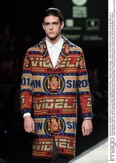 Madrid Fashion Week - David Delfin Modenschau Desfile de David Delfin en la Mercedes Benz Fashion Week Madrid 2016. 588 Diego Puerta Cordon Press David Delfin s fashion show framed into the Mercedes Benz Fashion Week Madrid 2016. Cordon Press  DiegoxPuerta