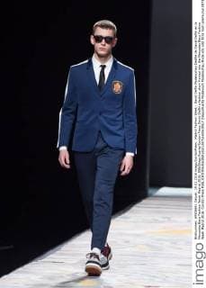 Madrid Fashion Week - David Delfin Modenschau Desfile de David Delfin en la Mercedes Benz Fashion Week Madrid 2016. 588 Diego Puerta Cordon Press David Delfin s fashion show framed into the Mercedes Benz Fashion Week Madrid 2016. Cordon Press  DiegoxPuerta