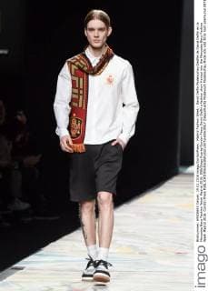 Madrid Fashion Week - David Delfin Modenschau Desfile de David Delfin en la Mercedes Benz Fashion Week Madrid 2016. 588 Diego Puerta Cordon Press David Delfin s fashion show framed into the Mercedes Benz Fashion Week Madrid 2016. Cordon Press  DiegoxPuerta