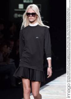 Madrid Fashion Week - David Delfin Modenschau Desfile de David Delfin en la Mercedes Benz Fashion Week Madrid 2016. 588 Diego Puerta Cordon Press David Delfin s fashion show framed into the Mercedes Benz Fashion Week Madrid 2016. Cordon Press  DiegoxPuerta
