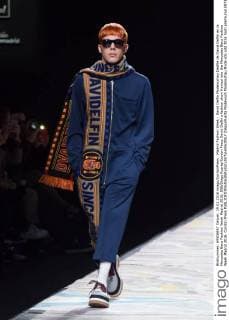 Madrid Fashion Week - David Delfin Modenschau Desfile de David Delfin en la Mercedes Benz Fashion Week Madrid 2016. 588 Diego Puerta Cordon Press David Delfin s fashion show framed into the Mercedes Benz Fashion Week Madrid 2016. Cordon Press  DiegoxPuerta