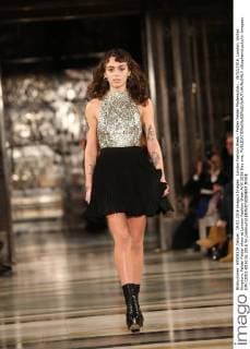 London Fashion Week - Felder Felder Modenschau . 19 02 2016. London, United Kingdom. Felder Felder show at London Fashion Week A W 2016-Day one.  xStephenxLockx xi-Imagesx IIM-12002-0010