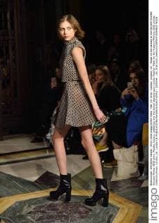 Feb. 19, 2016 - London, London, UK - Model on the catwalk at the FELDER FELDER Autumn Winter 2016 show. Models, buyers, celebrities and the stylish descend upon London Fashion Week for the Autumn Winters 2016 clothes collection shows. London, UK. London UK  - ZUMAl94_
