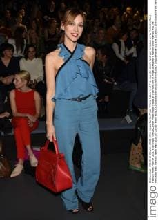 Marta Hazas en el front row del desfile de Angel Schlesser en la Mercedes Benz Fashion Week Madrid 2016. 588 Diego Puerta Cordon Press Marta Hazas at the front row of Angel Schlesser s fashion show framed into the Mercedes Benz Fashion Week Madrid 2016. Cordon Press  DiegoxPuerta