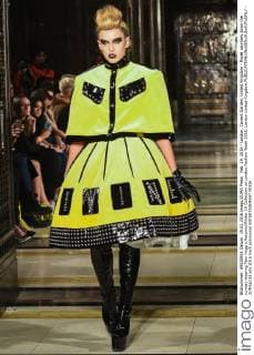 Feb. 19, 2016 - London, Covent Garden, United Kingdom - Model saunters down the runway wearing Pam Hogg s Autumn Winter 16 Collection at London Fashion Week 2016. London United Kingdom - ZUMAp133