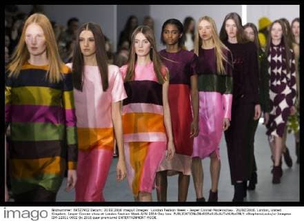 London Fashion Week - Jasper Conran Modenschau . 20 02 2016. London, United Kingdom. Jasper Conran show at London Fashion Week A W 2016-Day two.  xStephenxLockx xi-Imagesx IIM-12011-0002
