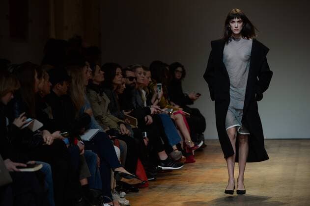 London Fashion Week - Barbara Casasola Modenschau . 20 02 2016. London, United Kingdom. Barbara Casasola show at London Fashion Week A W 2016-Day Two. The Barbara Casasola Autumn Winter 2016, collection on day 2 of London Fashion Week.  xAndrewxParsonsx xi-Imagesx IIM-12009-0003
