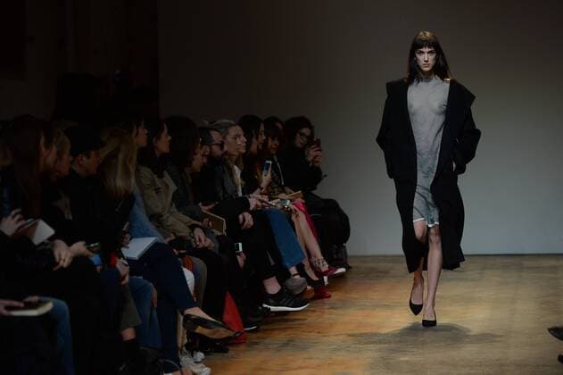 . 20 02 2016. London, United Kingdom. Barbara Casasola show at London Fashion Week A W 2016-Day Two. The Barbara Casasola Autumn Winter 2016, collection on day 2 of London Fashion Week.  xAndrewxParsonsx xi-Imagesx IIM-12009-0004