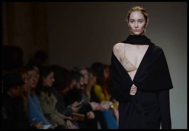 . 20 02 2016. London, United Kingdom. Barbara Casasola show at London Fashion Week A W 2016-Day Two. The Barbara Casasola Autumn Winter 2016, collection on day 2 of London Fashion Week.  xAndrewxParsonsx xi-Imagesx IIM-12009-0006
