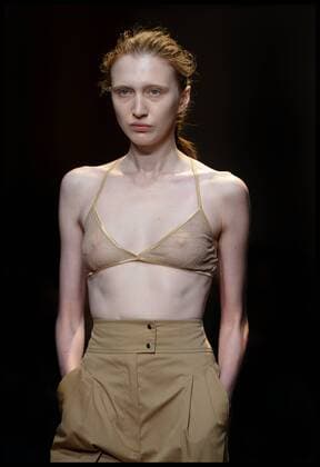. 20 02 2016. London, United Kingdom. Barbara Casasola show at London Fashion Week A W 2016-Day Two. The Barbara Casasola Autumn Winter 2016, collection on day 2 of London Fashion Week.  xAndrewxParsonsx xi-Imagesx IIM-12009-0013