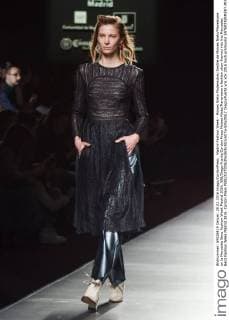 Madrid Fashion Week - Moises Nieto Modenschau Desfile de Moises Nieto Manemane en la Mercedes Benz Fashion Week Madrid 2016. 588 Diego Puerta Cordon Press Moises Nieto Manemane s fashion show framed into the Mercedes Benz Fashion Week Madrid 2016. Cordon Press  DiegoxPuerta