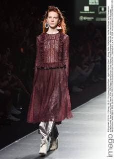Madrid Fashion Week - Moises Nieto Modenschau Desfile de Moises Nieto Manemane en la Mercedes Benz Fashion Week Madrid 2016. 588 Diego Puerta Cordon Press Moises Nieto Manemane s fashion show framed into the Mercedes Benz Fashion Week Madrid 2016. Cordon Press  DiegoxPuerta