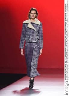 Madrid Fashion Week - Moises Nieto Modenschau Desfile de Moises Nieto Manemane en la Mercedes Benz Fashion Week Madrid 2016. 588 Diego Puerta Cordon Press Moises Nieto Manemane s fashion show framed into the Mercedes Benz Fashion Week Madrid 2016. Cordon Press  DiegoxPuerta