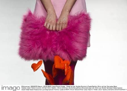 Model bei der Agatha Ruiz de la Prada Fashion Show auf der Mercedes-Benz Fashion Week Madrid Autumn Winter 2016. Madrid, 19.02.2016 Foto:xDyDxFotografosx xFuturexImage
