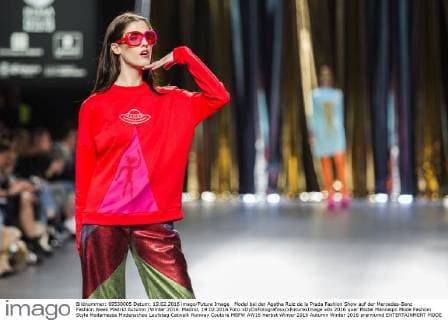 Model bei der Agatha Ruiz de la Prada Fashion Show auf der Mercedes-Benz Fashion Week Madrid Autumn Winter 2016. Madrid, 19.02.2016 Foto:xDyDxFotografosx xFuturexImage