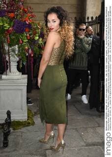 Feb. 20, 2016 - London, London, UK - ELLA EYRE arrives at the JULIEN MACDONALD Autumn Winter 2016 show. Models, buyers, celebrities and the stylish descend upon London Fashion Week for the Autumn Winters 2016 clothes collection shows. London, UK. London UK  - ZUMAl94_