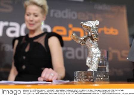 Schauspielerin Trine Dyrhom mit dem Silbernen Bären als Beste Darstellerin beim RadioEins Berlinale-Nighttalk zum Abschluss der 66. Internationalen Filmfestspiele Berlin 66. Internationale Filmfestspiele in Berlin IFB2016