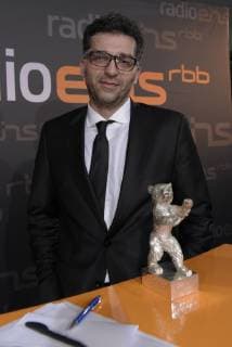 Regisseur Danis Tanovic mit dem Silbernen Bären (Großer Preis der Jury) für seinen Film DEATH IN SARAJEVO beim RadioEins Berlinale-Nighttalk zum Abschluss der 65. Internationalen Filmfestspiele Berlin 66. Internationale Filmfestspiele in Berlin IFB2016