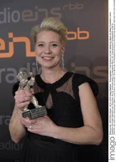 Schauspielerin Trine Dyrhom mit dem Silbernen Bären als Beste Darstellerin beim RadioEins Berlinale-Nighttalk zum Abschluss der 66. Internationalen Filmfestspiele Berlin 66. Internationale Filmfestspiele in Berlin IFB2016