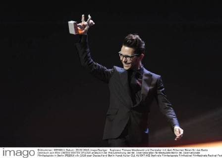 Regisseur Tomasz Wasilewski und Darsteller mit dem Silbernen Bären für das Beste Drehbuch zum Film UNITED STATES OF LOVE anlässlich der Preisverleihung der 66. Internationalen Filmfestspiele Berlin 66. Internationale Filmfestspiele in Berlin IFB2016
