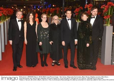 Nick James, Malgorzata Szumowska, Meryl Streep, Brigitte Lacombe, Clive Owen, Alba Rohrwacher and Lars Eidinger attending the Award Ceremony of the 66th Berlin International Film Festival Berlinale 2016 at Berlinale Palast on February 20, 2016 in Berlin, Germany. Foto:xC.xNiehausx xFuturexImage