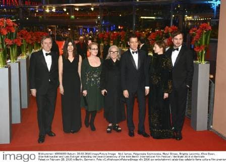 Nick James, Malgorzata Szumowska, Meryl Streep, Brigitte Lacombe, Clive Owen, Alba Rohrwacher and Lars Eidinger attending the Award Ceremony of the 66th Berlin International Film Festival Berlinale 2016 at Berlinale Palast on February 20, 2016 in Berlin, Germany. Foto:xC.xNiehausx xFuturexImage