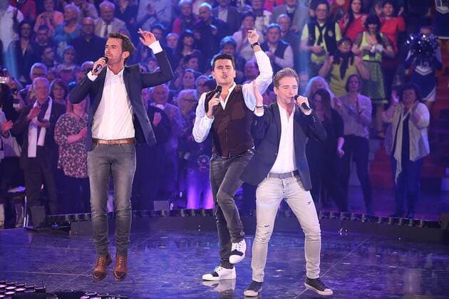Florian Silbereisen, Jan Smit und Christoff beim Glückwunschfest- Silbereisen gratuliert (ARD) am 20.02.2016 in Riesa Glueckwunschfest- Silbereisen gratuliert (ARD) in Riesa, 2016 