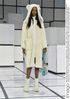 Feb. 21, 2016 - London, London, UK - Model on the catwalk at the ANYA HINDMARCH Autumn Winter 2016 show. Models, buyers, celebrities and the stylish descend upon London Fashion Week for the Autumn Winters 2016 clothes collection shows. London, UK. London UK  - ZUMAl94_