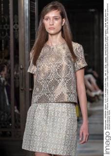 Feb. 21, 2016 - London, Covent Garden, United Kingdom - Model walks down the catwalk wearing House of Kamair Rokni s creation. London United Kingdom - ZUMAp133