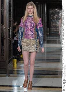 Feb. 21, 2016 - London, Covent Garden, United Kingdom - Model walks down the catwalk wearing House of Kamair Rokni s creation. London United Kingdom - ZUMAp133