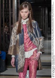 Feb. 21, 2016 - London, Covent Garden, United Kingdom - Model walks down the catwalk wearing House of Kamair Rokni s creation. London United Kingdom - ZUMAp133