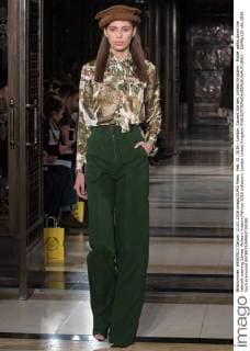 Feb. 21, 2016 - London, Covent Garden, United Kingdom - Model walks down the catwalk wearing Zaheer Abbas s Autumn Winter 2016 collection. London United Kingdom - ZUMAp133