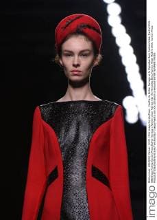 Desfile de Esther Noriega en la Mercedes Benz Fashion Week Madrid 2016. 588 Diego Puerta Cordon Press Esther Noriega s fashion show framed into the Mercedes Benz Fashion Week Madrid 2016. Cordon Press  DiegoxPuerta