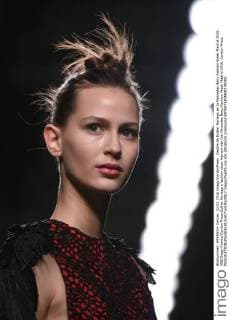 Desfile de Esther Noriega en la Mercedes Benz Fashion Week Madrid 2016. 588 Diego Puerta Cordon Press Esther Noriega s fashion show framed into the Mercedes Benz Fashion Week Madrid 2016. Cordon Press  DiegoxPuerta