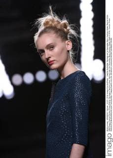 Desfile de Esther Noriega en la Mercedes Benz Fashion Week Madrid 2016. 588 Diego Puerta Cordon Press Esther Noriega s fashion show framed into the Mercedes Benz Fashion Week Madrid 2016. Cordon Press  DiegoxPuerta