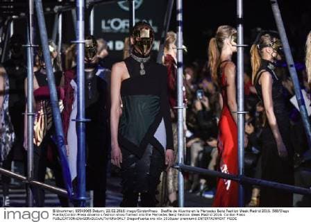 Desfile de Alvarno en la Mercedes Benz Fashion Week Madrid 2016. 588 Diego Puerta Cordon Press Alvarno s fashion show framed into the Mercedes Benz Fashion Week Madrid 2016. Cordon Press  DiegoxPuerta
