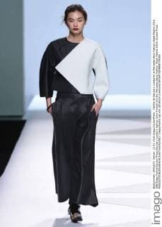 Desfile de Devota y Lomba en la Mercedes Benz Fashion Week Madrid 2016. 588 Diego Puerta Cordon Press Devota y Lomba s fashion show framed into the Mercedes Benz Fashion Week Madrid 2016. Cordon Press  DiegoxPuerta